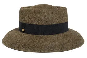 Hat before colour editing