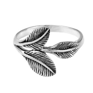 This ring features organic materials like wood or fossilized leaves, celebrating the beauty of nature and offering a connection to the earth.